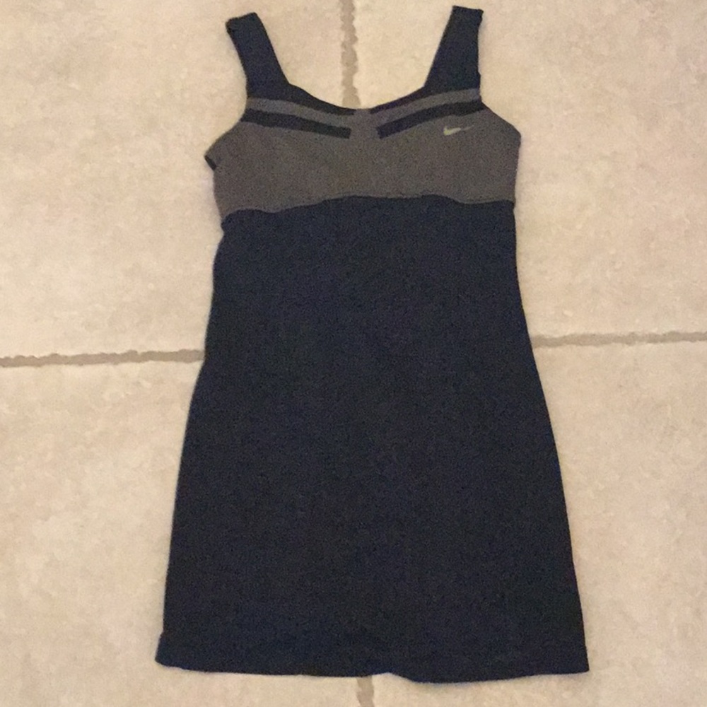 Nike women’s tennis dress